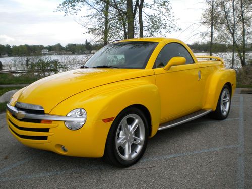 2003 chevrolet ssr convertible - #641 - 8100 miles - slingshot yellow - sharp!!!