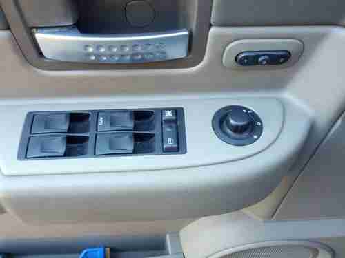 2004 Dodge Durango Limited Sport Utility 4-Door 4.7L, image 15