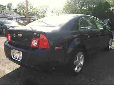 Low Mileage Great Conditioned Chevy Malibu, image 5