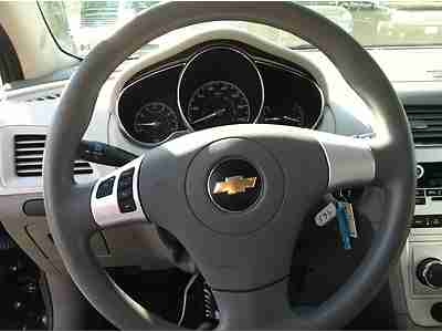 Low Mileage Great Conditioned Chevy Malibu, image 17