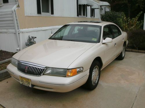 97 lincoln continental,runs needs work,has rebuilt trans