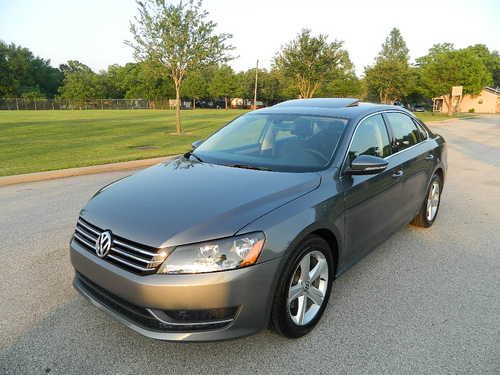 2012 volkswagen passat 2.5 se alloys bt sunroof only 5k miles --- free shipping