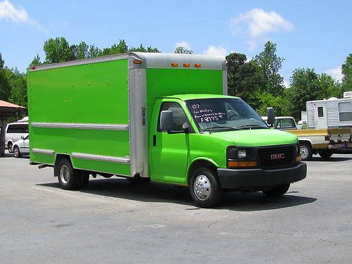 2007 gmc 16' savana 3500 cube van truck ~ nice ~ must see !