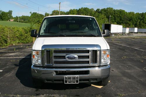 2008 Ford E150 XLT, 5.4L V8, 8 Passenger Van With Factory Trailer Towing Pkg., US $15,675.00, image 2