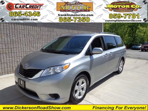 2011 toyota sienna