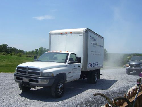 2001 dodge 3500 w/12' box