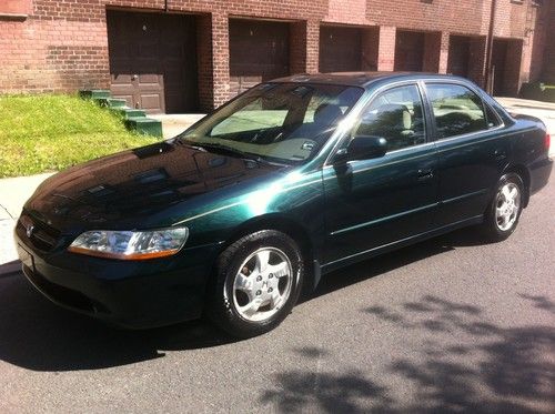 1998 honda accord ex 4 cylsedan 4-door 2.3lcarfax no damage no accident inspe.ok