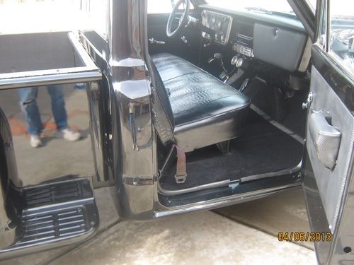 1971 chevrolet c-10 truck / new motor / paint