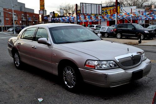 2006 lincoln town car signature limited sedan 4-door 4.6l