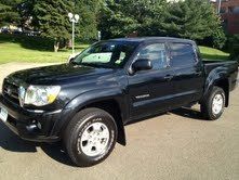 2009 toyota tacoma 4wd, 4 door, 6 speed, black