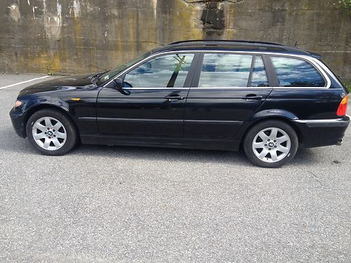 2002 bmw 325xi base wagon 4-door 2.5l