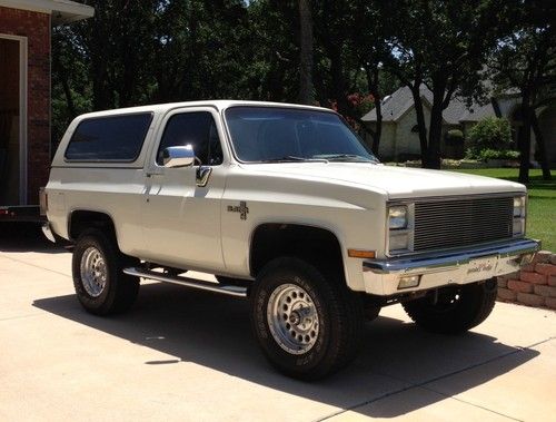 1982 chevrolet k5 blazer silverado sport utility 2-door 5.7l