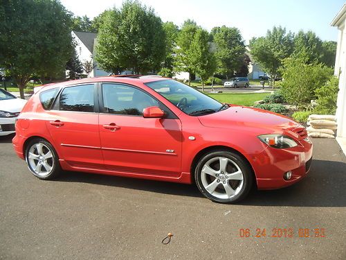 2005 mazda3 grand touring with $9k sound/entertainment system 5dr hb