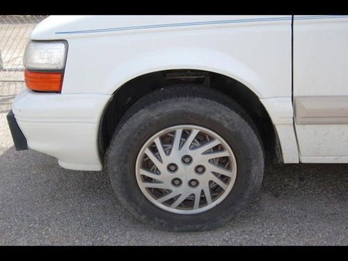 1994 dodge grand caravan  white  auto