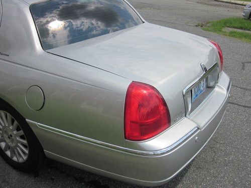 Fully Loaded Signature Series Town Car Sedan w Wood Grain Steering Wheel LOOK!!!, US $6,500.00, image 12