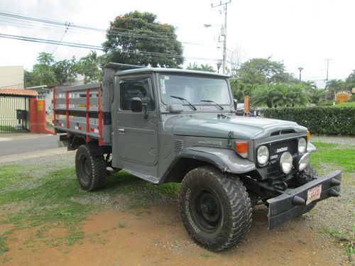1985 Toyota Land Cruiser HJ45/FJ45 DIESEL Pick up, image 3