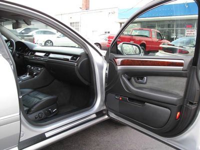 2005 AUDI A8 QUATTRO AWD SILVER BLACK LEATHER GPS LOW RESERVE CD PARCTRONIC, image 19