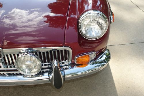 Superb mgb restored with many period features