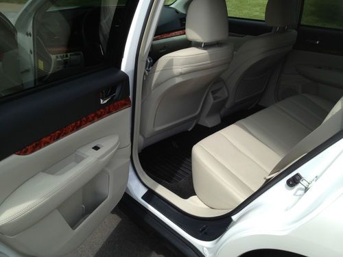 2012 Subaru Outback Limited 2.5i Diamond White, Biege Leather BEAUTIFUL, US $26,900.00, image 10