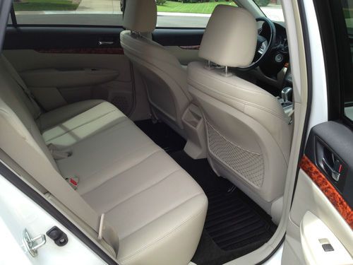 2012 Subaru Outback Limited 2.5i Diamond White, Biege Leather BEAUTIFUL, US $26,900.00, image 13