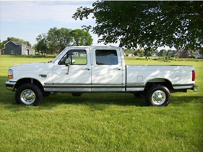 1997 FORD F250 4X4 7.3 DIESEL AUTO CREW CAB SHORT BED CALIFORNIA TRUCK RUST FREE, image 3