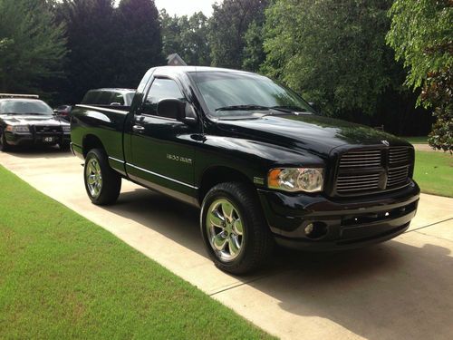 2003 dodge 1500 laramie 4x4 5.7 hemi.  53,000 original miles black very nice