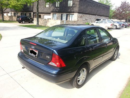 Used 2004 ford focus sedan #7