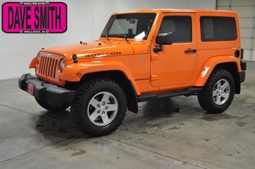 2012 orange 4wd 6spd manual heated leather running boards hands free bluetooth!!