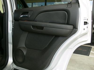 2010 TAHOE 1500 LTZ FLEX FUEL 1TX AC/HEATED LUMBAR SEATS CD/DVD NAV MOONROOF CAM, US $34,900.00, image 26