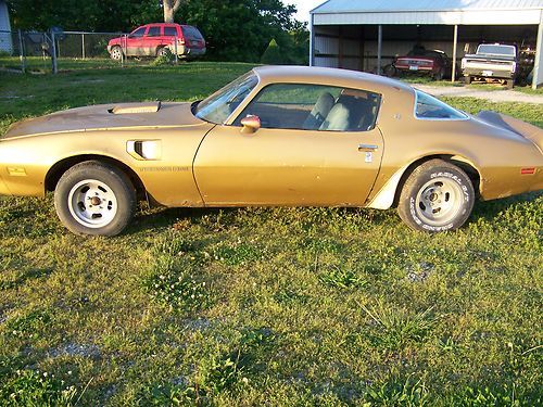 1978 gold pontiac transam