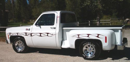 1977 gmc sierra grande shortbox stepside restored with 383 stroker