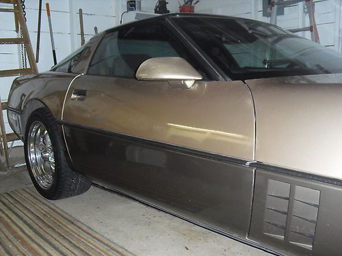 1984 corvette car low miles automatic adult own nice car classic antique fast