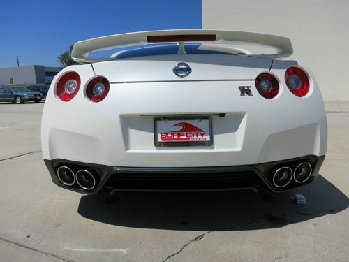 2014 nissan gtr premium