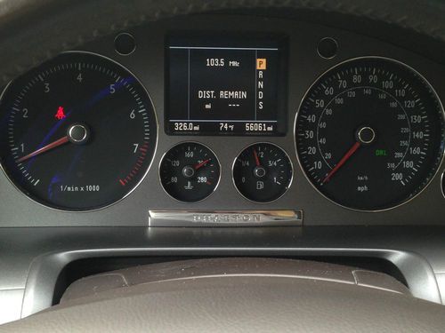 2004 Volkswagen Phaeton V8 Sedan 4-Door 4.2L, image 6