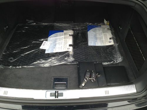 2004 Volkswagen Phaeton V8 Sedan 4-Door 4.2L, image 9