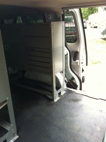 2006 Chevrolet Uplander mid size work van, image 9