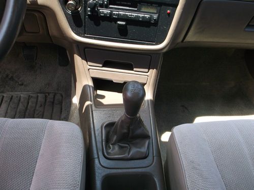 1995 Toyota Camry, NO RESERVE, image 12