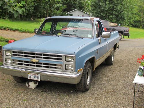 Chevy silverado 1500.