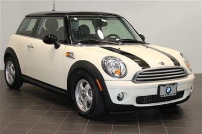 White mini cooper automatic heated seats premium package moonroof