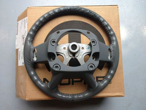 Jeep grand cherokee 2005, steering wheel grey leather