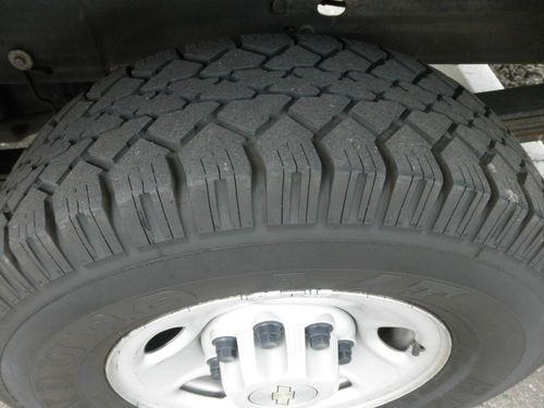 KUV Service Body Utility Truck 4x4 with drop down ladder rack, US $8,300.00, image 10