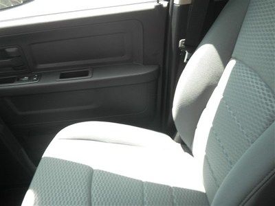 Tradesman Diesel New 6.7L 1-Year SIRIUS Radio Service 11.50 Rear Axle GVWR: 10, US $38,912.00, image 22