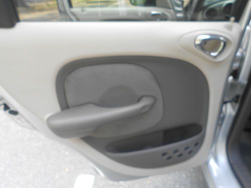 2002 Chrysler PT Cruiser Limited Wagon 4-Door 2.4L, image 12