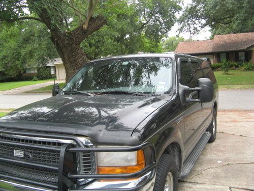 Black sport utility good condition