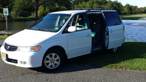 2004 honda odyssey ex-l 5-door leather upgraded dvd - no reserve