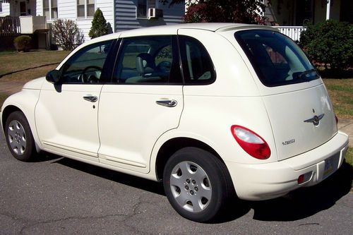 2007 chrysler pt cruiser base wagon 4-door 2.4l