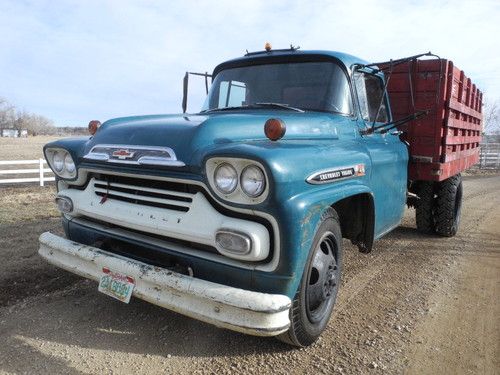 1 owner running barn find 1959 chevrolet viking 40 truck with hoist &amp; title