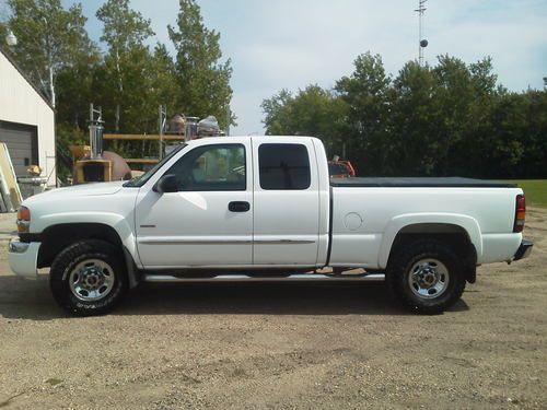 2005 gmc sierra 2500 hd sle extended cab pickup 4-door 6.6l