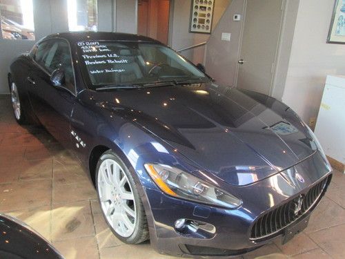 2009 maserati granturismo base coupe 2-door 4.2l