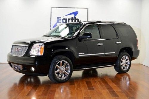 2012 gmc yukon denali awd,  nav, sunroof, loaded, 1 owner